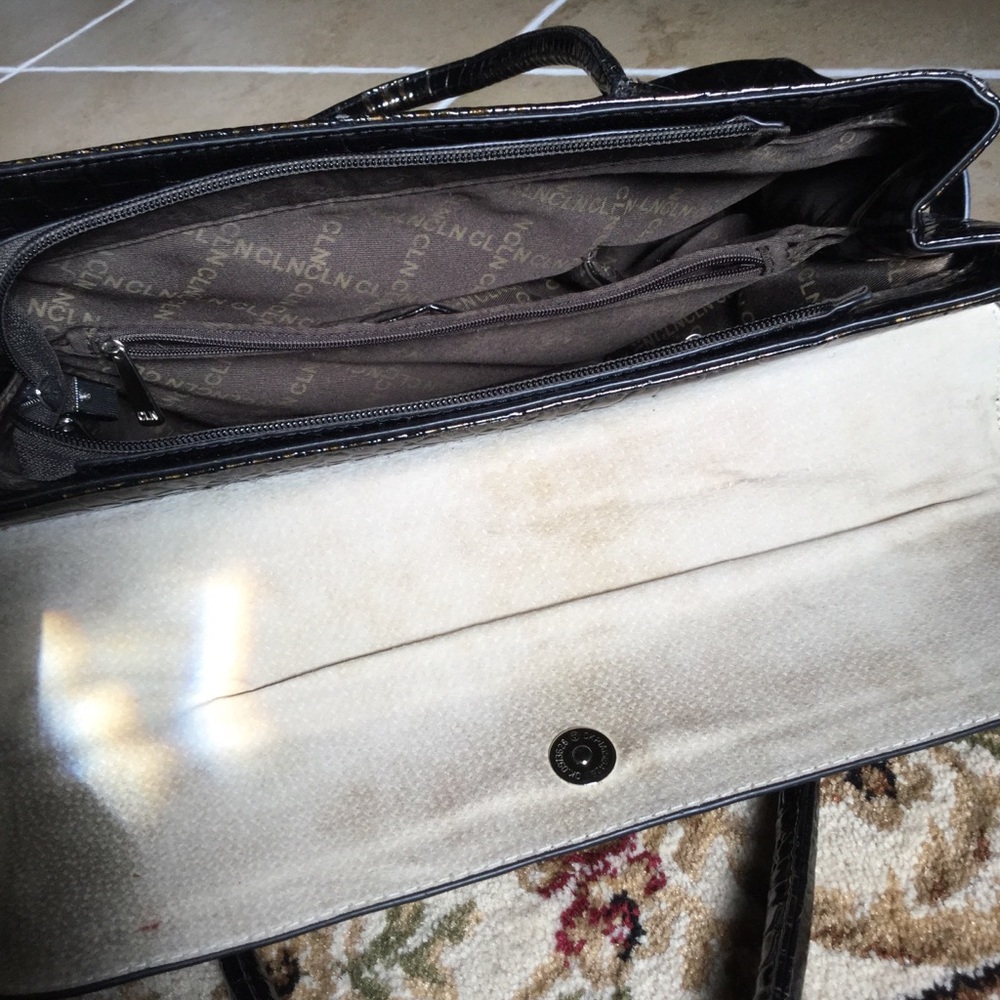 CLN Handbag - Picture 3 of 3